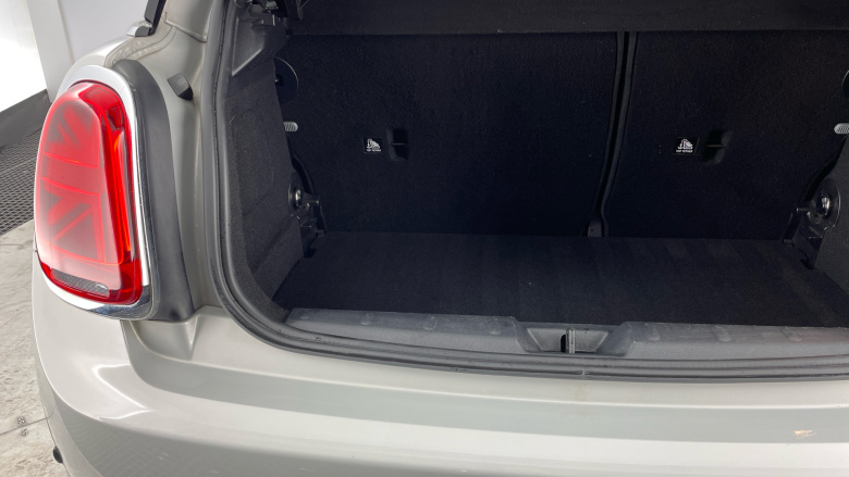 MINI Hatchback 1.5 Cooper Exclusive II 3dr [Comfort Pack] Petrol Hatchback